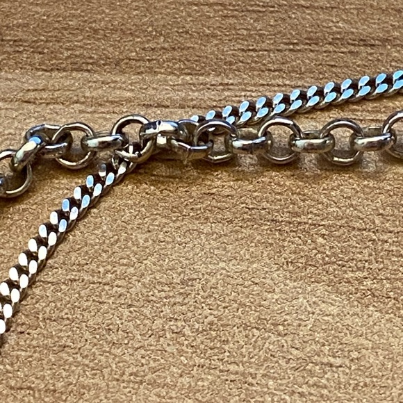 Three vintage Sterling silver bracelets, one Celtic, two marked Italy - Picture 8 of 14